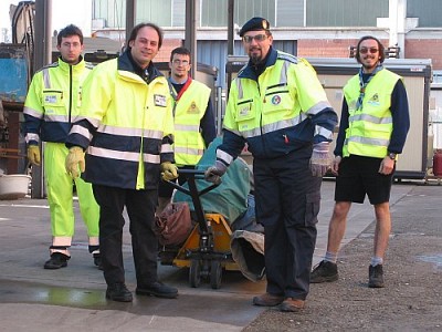 Foto 3 di 24