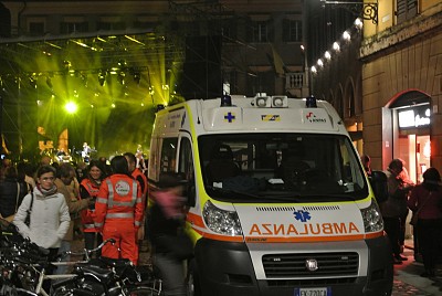 Foto 9 di 23