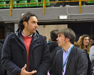 Foto 9 di 41